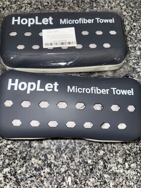2pck of Brand New Microfiber Towels.